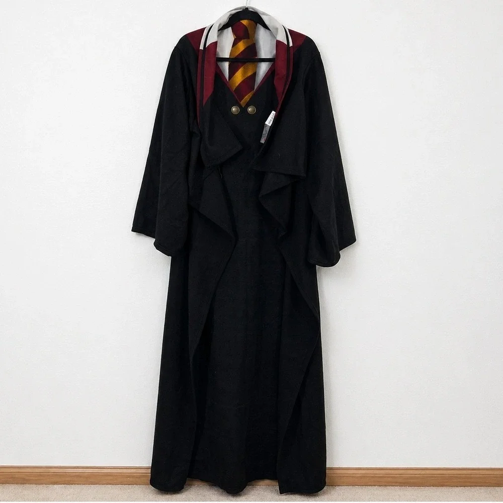 The Northwest Harry Potter Gryffindor Wearable Throw Blanket One‎ Size Black Red